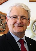 Marc Garneau - 2018 (42748534304) (cropped).jpg