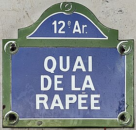 Voir la plaque.