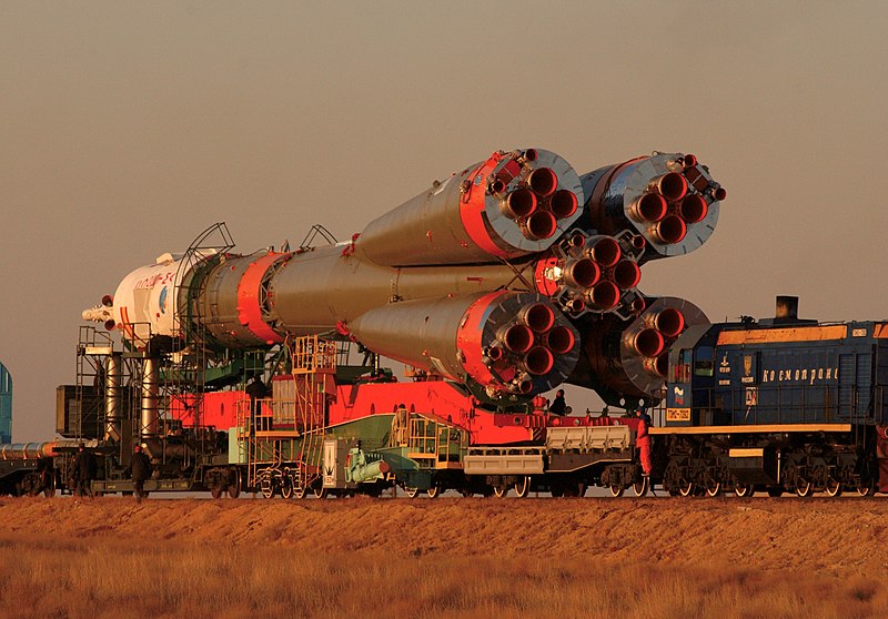 File:Soyuz tma-3 transported to launch pad.jpg