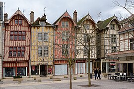 Troyes