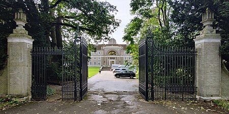 Memorial Court viewed from Queen's Road