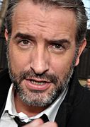 Jean Dujardin 2013 2.jpg