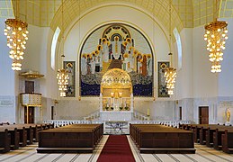 Vue intérieure de l'église Saint-Léopold am Steinhof (vers 1907).