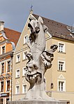 Estatua en la calle Neustadt.