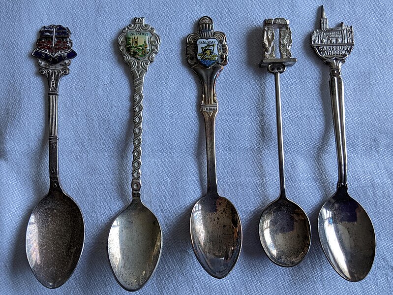 File:Collection of souvenir spoons 03.jpg