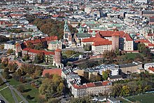 Krakow - Wawel from balloon - 1.jpg