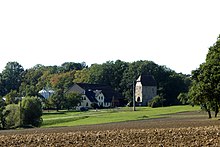 Landturm Lichtel Ost Weit.JPG