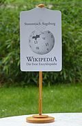 Tischbanner des Wikipedia-Stammtischs Augsburg