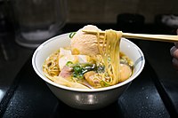 比内地鶏ラーメン