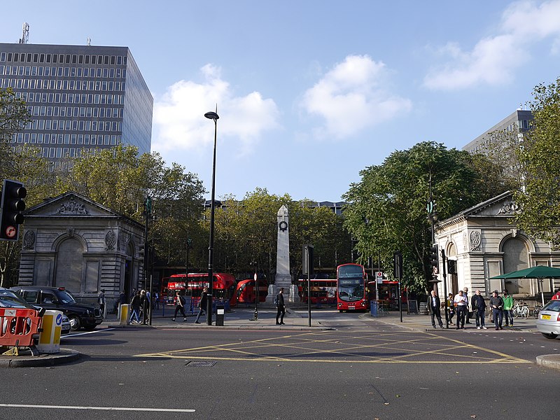 File:LNWR War Memorial, Euston - view from south side of Euston Road 01.jpg