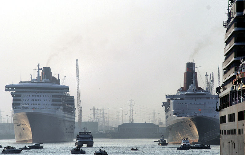 File:QM2, QE2 and QV.JPG