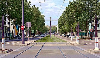 Le tracé de la ligne T3b sur le boulevard Davout.