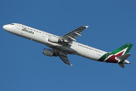 Airbus A321-100 der Alitalia