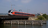 S40 Rapperswil–Einsiedeln mit Flirt der Südostbahn (über Hurdner Brücke)