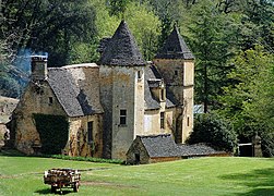 Le château de Cipières.