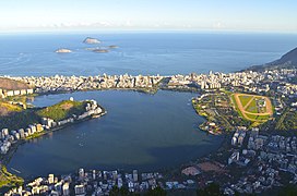 Lago Rodrigo de Freitas, sede del piragüismo y el remo