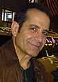 Tony Shalhoub, interprete di Abe Weissman.