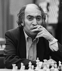 Mikhail Tal 1982.jpg