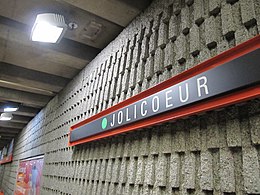 Wandbekleding van het metrostation Jolicoeur in Montréal