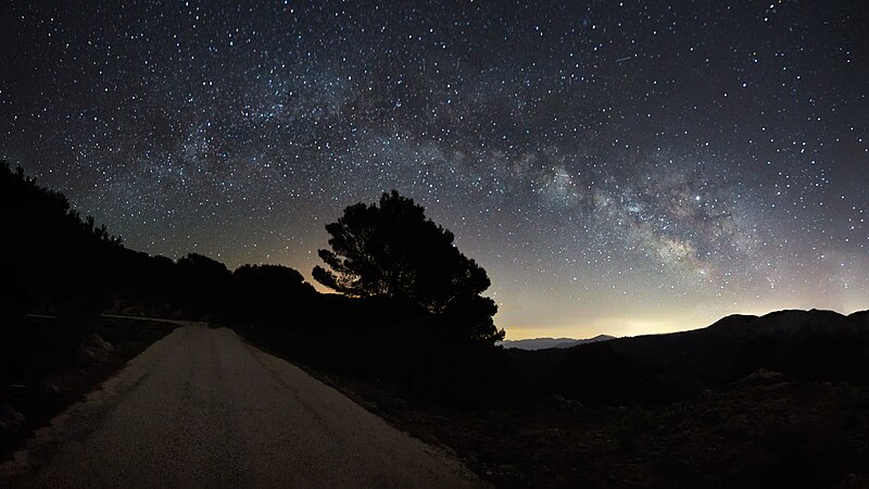 File:Panoramica cerca del monte torrecilla.jpg