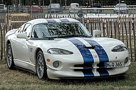 Dodge Viper GTS-R - right front view