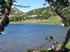 Les lacs et le refuge de Camporells.