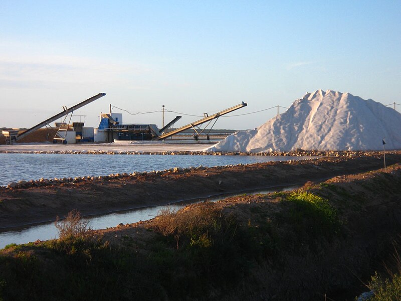 File:Sanlucar barrameda salinas.jpg