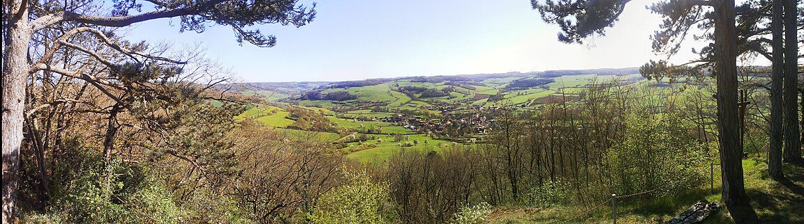 Panorama pris depuis la statue de la Vierge.