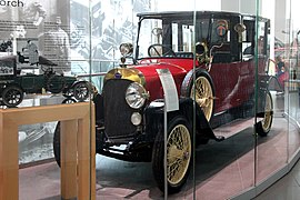 1910s Audi automobiles in the Audi Forum Ingolstadt: Audi Typ C sedan from 1913, front and left side