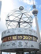 Alexanderplatz clock, Berlin D.jpg