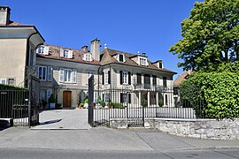 Maisons de maître « La Coudira », route de Pregny 55, 57, 59, 46° 14′ 30″ N, 6° 08′ 36″ E