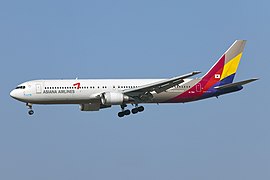 Boeing 767-300