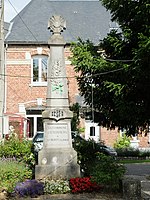 Monument aux morts[19]