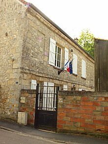 Ang Town Hall sa Montgru-Saint-Hilaire