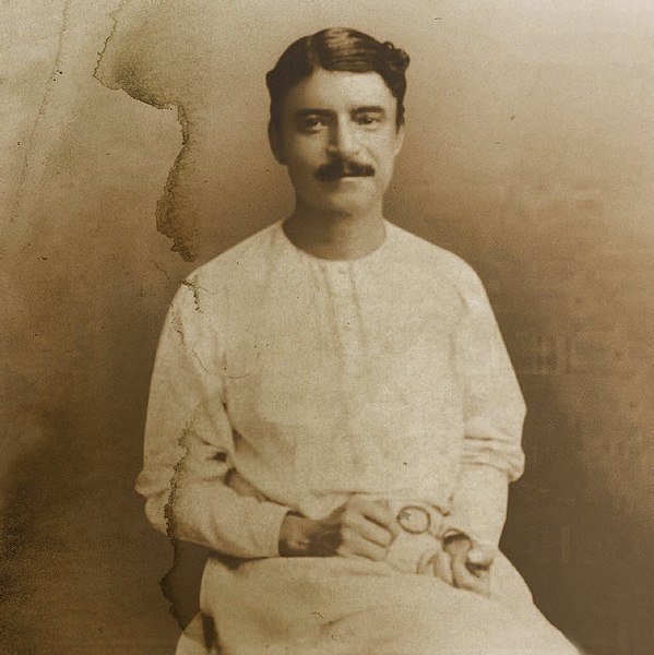 File:Hemendra Mohan Bose.jpg