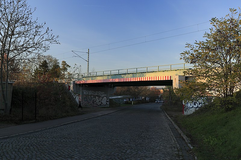 File:J39 132 EÜ Kaiserslauterer Straße.jpg