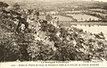 Le paysage de bocage de Saint-Gilles-Vieux-Marché à l'arrière-plan des gorges du Poulancre (carte postale, vers 1920).