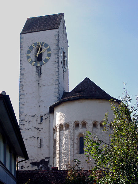 File:Amsoldingen Stiftskirche03632.jpg