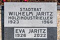 English: Epitaph on the grave of family Jaritz Deutsch: Grabplatte auf der Grabstätte der Familie Jaritz