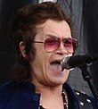 Glenn Hughes - 2011 (cropped).jpg