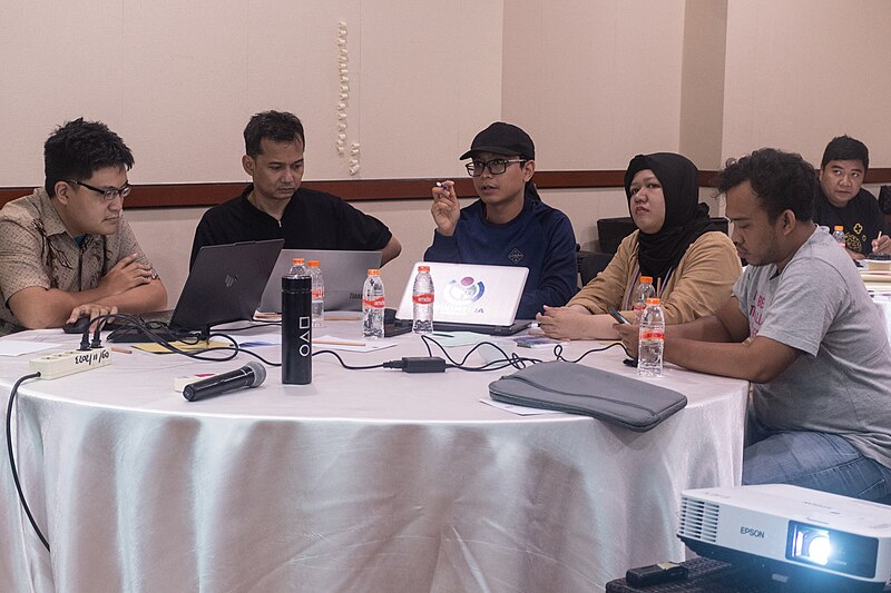 File:SocialMedia4Peace session for Wikimedia projects' administrators, Jakarta; August 2024 (17).jpg