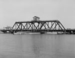 Drehbrücke über den Mystic River zwi­schen Groton und Stonington, Connecticut, USA, geschlossen und geöffnet (1978)