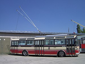 Maksimālais kontaktstieņu pacēliens augšup