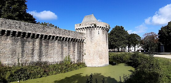 Tour Sainte-Anne.