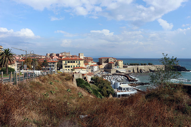 File:Piombino, veduta dalla cittadella 02.JPG