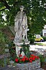 Statue Saint Nicholas, Kirchstetten 02.jpg