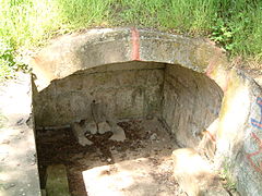 Am Rand der Ebene: Naturdenkmal Chorbrünnel am Floßbach