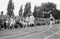 Peter Laeng (hier siegreich in einem Rennen im Juli 1960) – ausgeschieden als Fünfter des ersten Viertelfinals