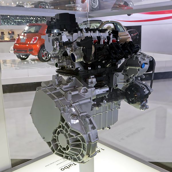 File:" 12 - Italian engine Fiat 1.4 MultiAir Turbo.jpg