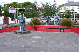 Lisdoonvarna Statues - Rathbaun Townland - geograph.org.uk - 837161.jpg